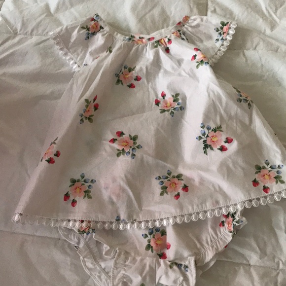 Janie and Jack Other - Janie and Jack two piece sz 6-12 months nwt